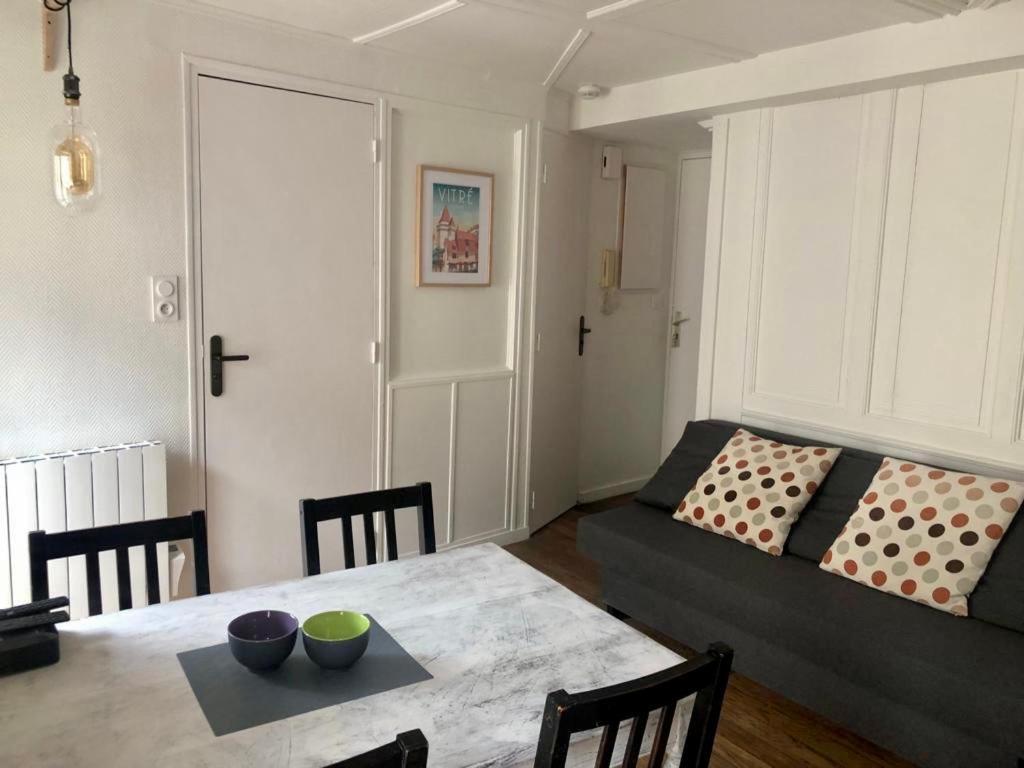 Le Garengeot - Wifi - Centre Ville - Property Rental Nm Vitre  Luaran gambar
